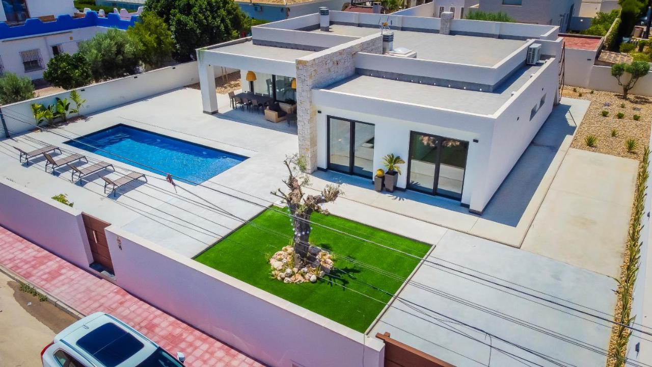 Villa Mi Luna Торрев'єха Екстер'єр фото