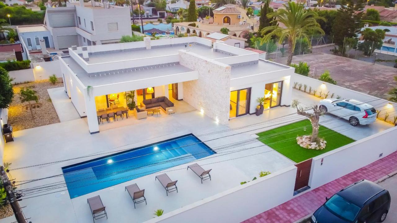 Villa Mi Luna Торрев'єха Екстер'єр фото